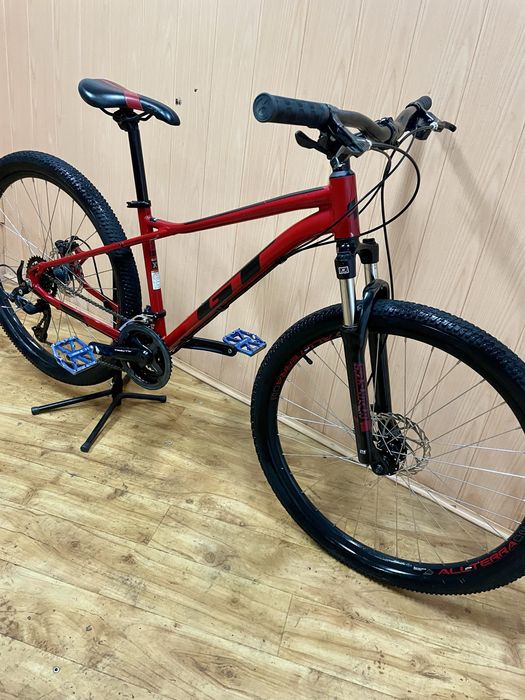 Bicicleta GT agressor