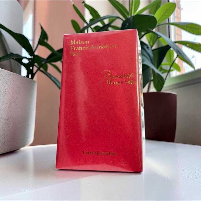 Maison Francis Kurkdjian Baccarat Rouge 540 духи парфуми Мейсон Франсіс Куркджан Баккара Руж 540 екстракт