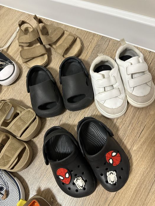 Взуття для хлопчика H&M , Waikiki , nike , adidas , крокси , converse