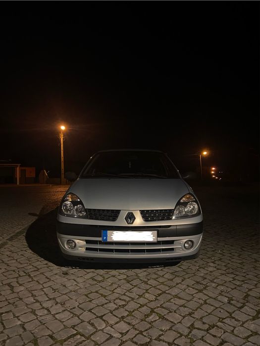 Renault Clio II 1.5 dci Comercial (Motor Avariado)