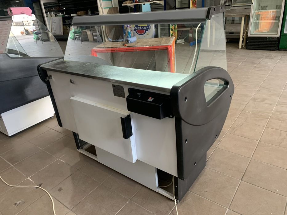 Витрина холодильная РОСС. 1.3 м. и 1.6 метра