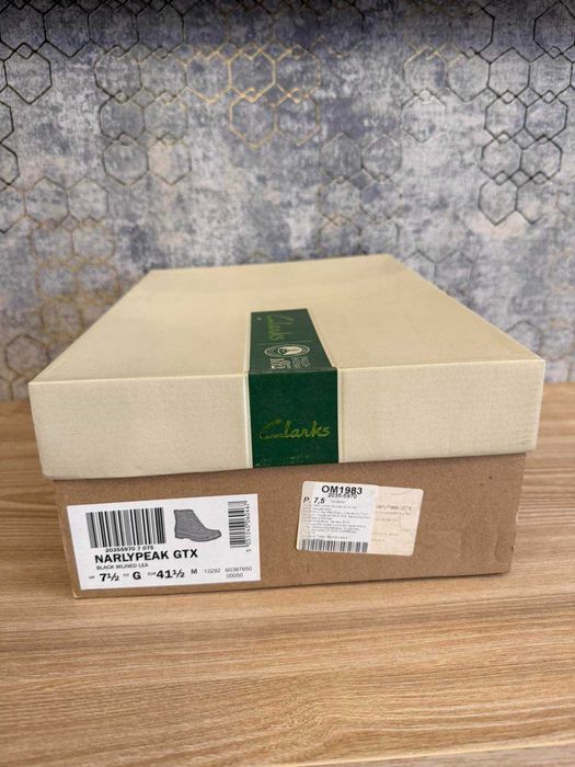 Нове тепле зимове взуття Clarks Narlypeak GTX, розмір 41,5