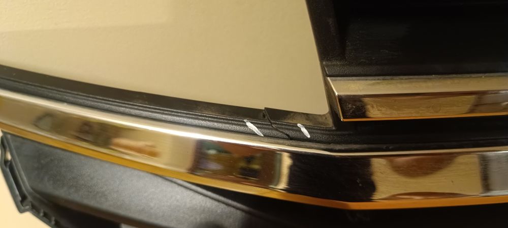 VW T6.1 MULTIVAN TRANSPORTER Grill atrapa zderzaka przednia przód