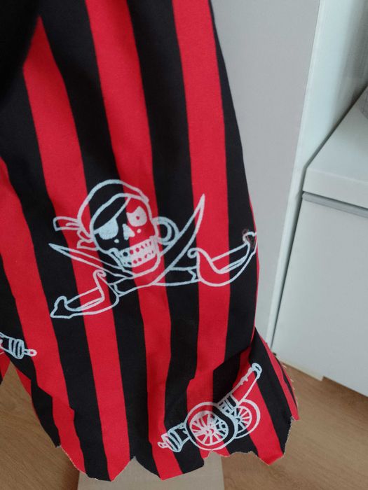 Strój karnawałowy PIRATKA PIRATKI kostium przebranie 122/128  (42)