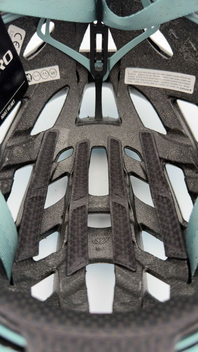 Powystawowy Kask Rowerowy Giro Helios Mips  Spherical r. M (55-59cm)