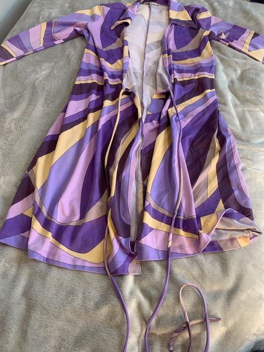 Sukienka szlafrokowa / wiązana fioletowa