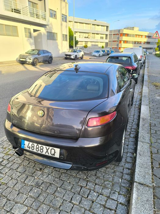 Alfa GT 1.9 JTD BERTONE ( Revisão geral  óleo/filtros/oleo caixa/velas/braços superiores, 4 pneus , IUC e inspeção feitos até o próximo ano 06/ 2027)