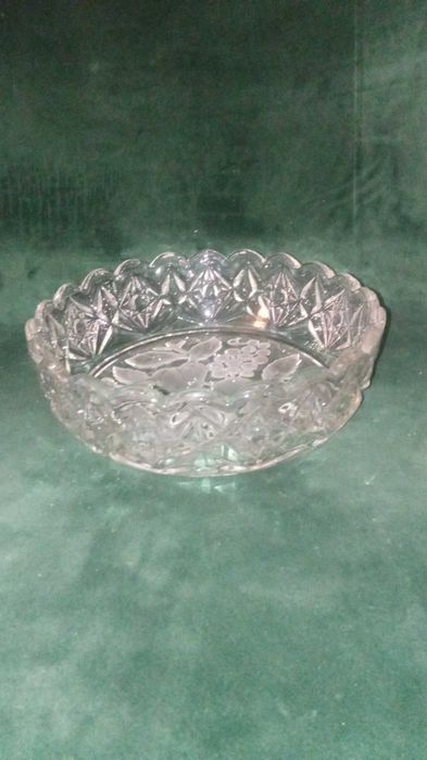 Kryształowa  misa z czasów prl-u