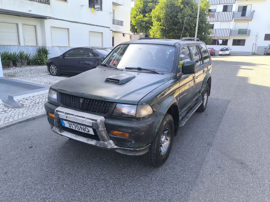Mitsubishi Pajero Sport 4x4 1999 2.5 De Cilindrada