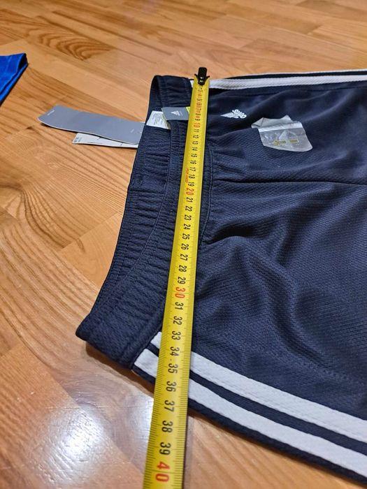Adidas. Nowe. Szorty adidas TIRO Spodenki treningowe S 36