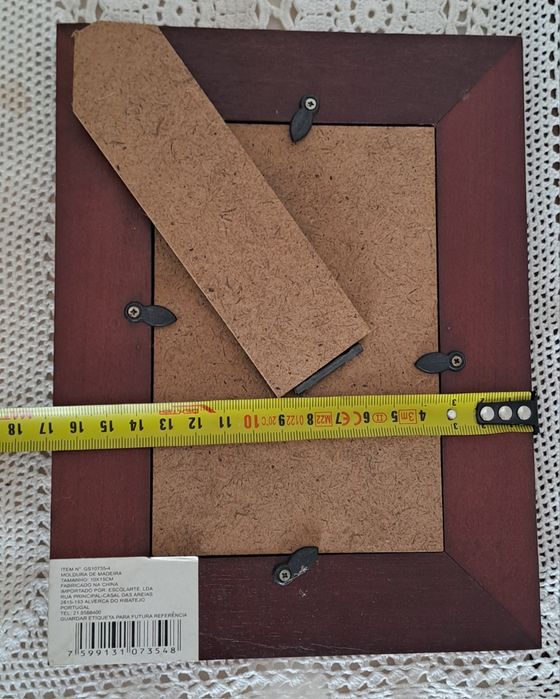 Moldura em madeira maciça 22x17cm