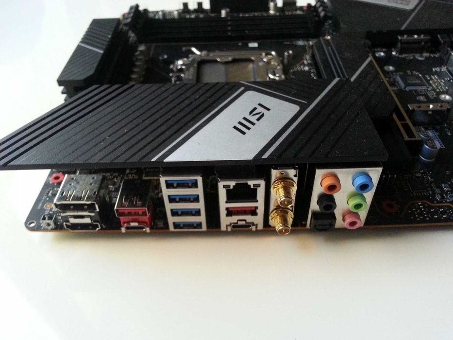 Płyta główna MSI PRO X670-P WIFI ATX DDR5 AM5 Uszkodzona