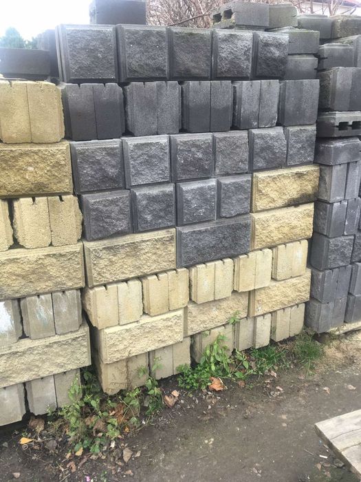 Продам  кирпич на забор