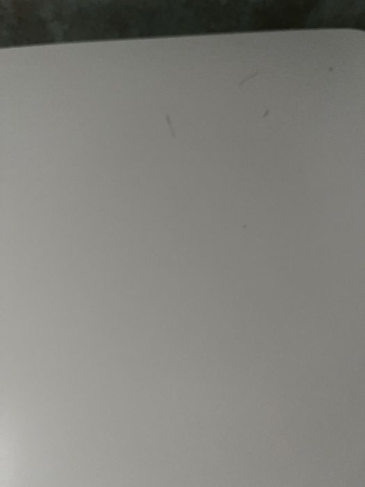 Mesas / moveis branco cada 25