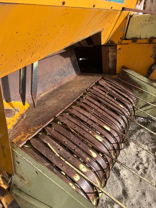 Прес підбирач rivierre casalis 490