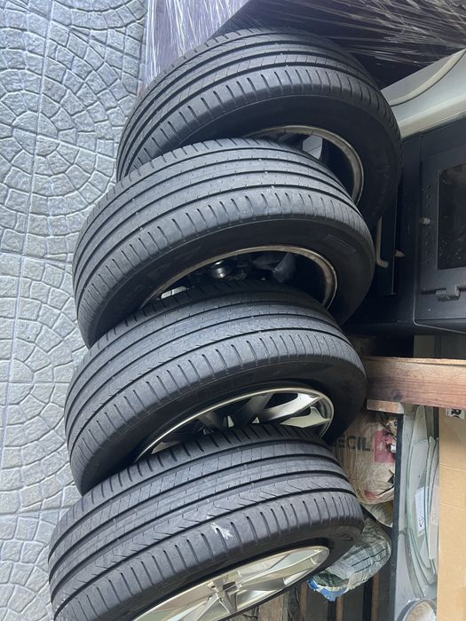 Jantes 17 bmw 5x112 com pneus quase novos