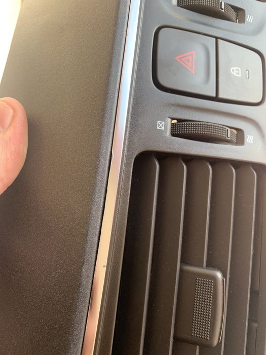 Воздуховод центральний Renault Kadjar 2015 в зборі, стан на фото!