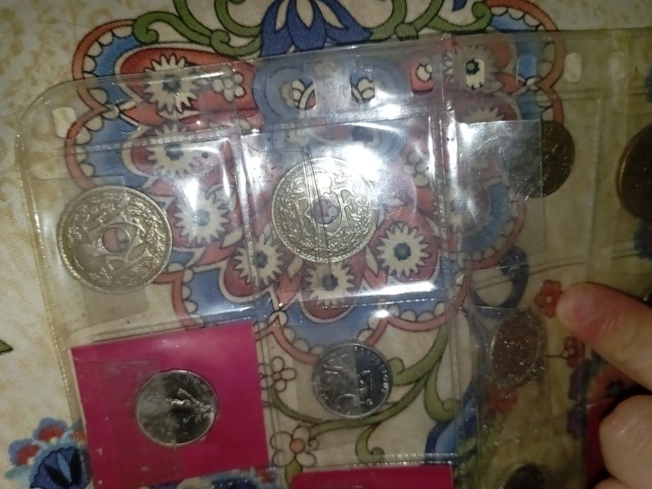 Lote de moedas portuguesas  só estas 5,1 escudo