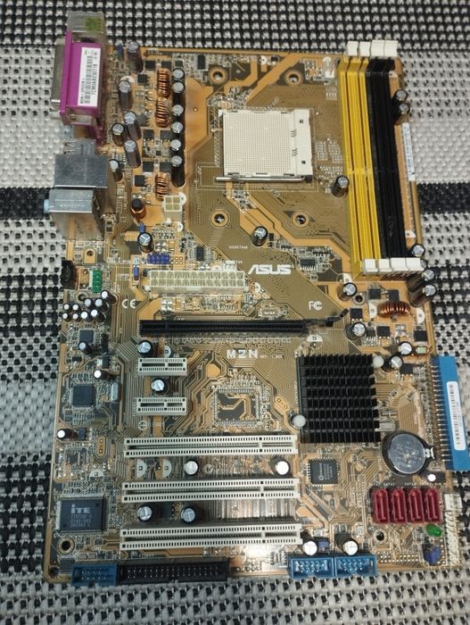 Материнська плата Asus m2n сокет AM2