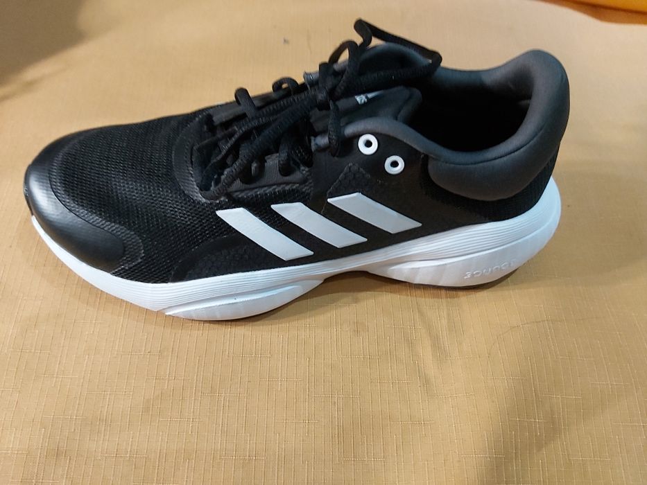 Adidas 42 RESPONSE buty sportowe męskie exclusive black edition