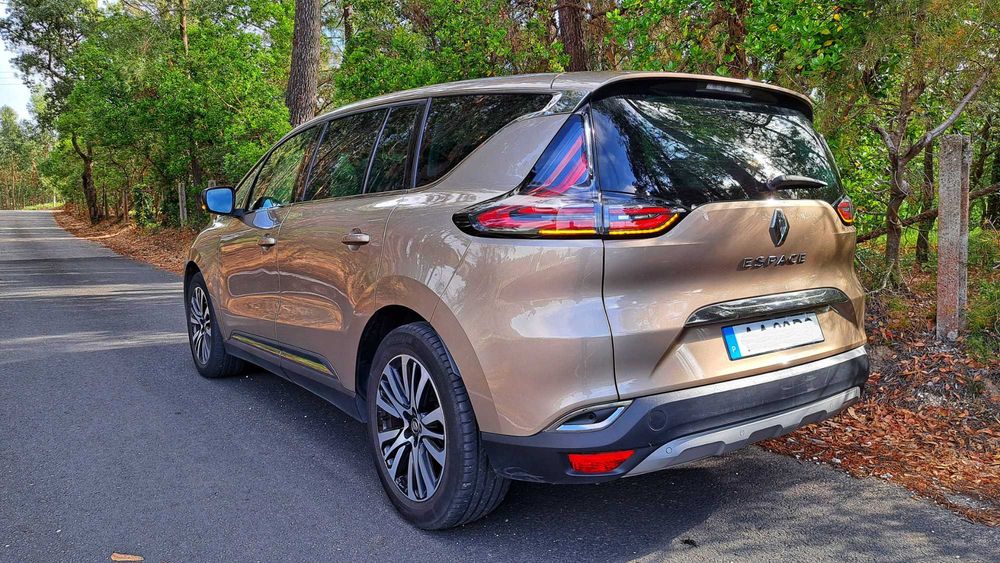 Renault Espace INITIAL PARIS