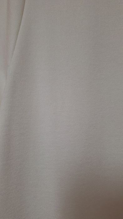 Camisola Parfois Branca

Básica e branca

Tecido com ligeiro relevo e