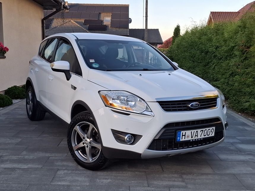 Ford Kuga Trend 2.0 TDCi  140 ps ** stan  idealny **