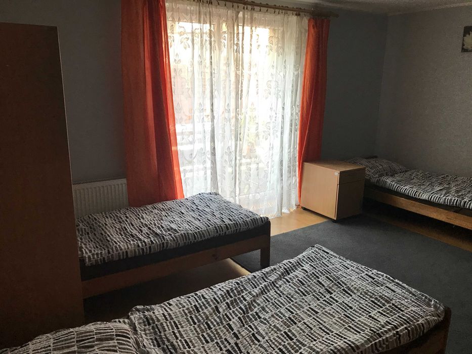 Tanie Noclegi pracownicze kwatery pokoje Ściegiennego