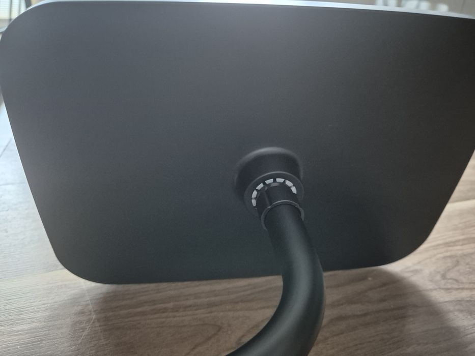 Deszczownica do prysznica z drążkiem