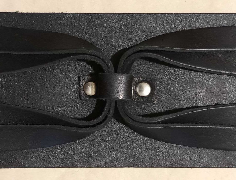 Новый мужской брутальный кожаный браслет-напульсник.  17, см / 19,5 см