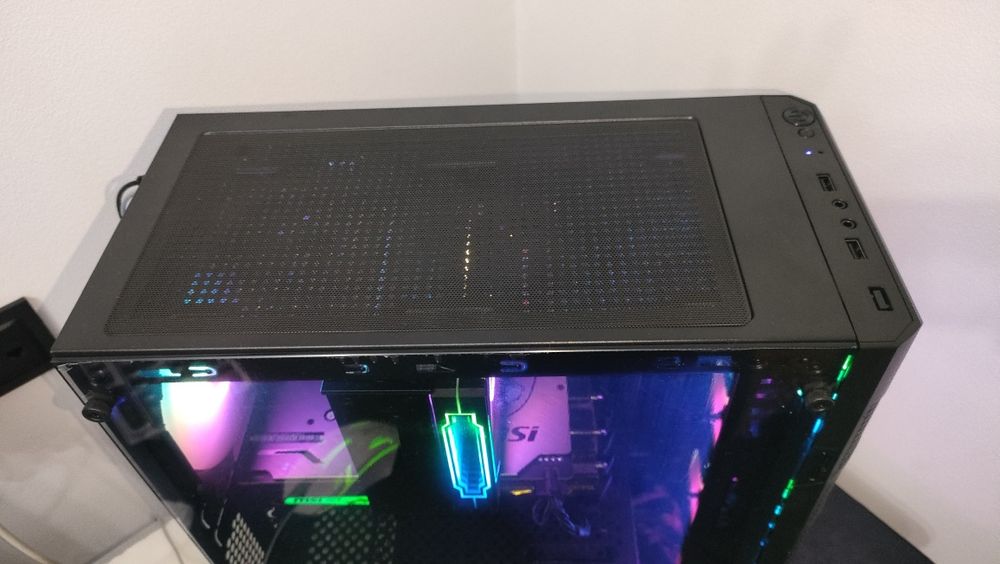 PC RGB GRY Intel i5 10400f 6/12 DDR4 16GB RTX2060S 8GB 650w WiFi W11