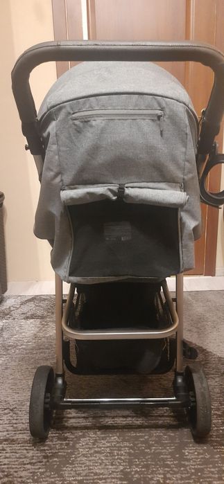 Продам детскую коляску прогулочную