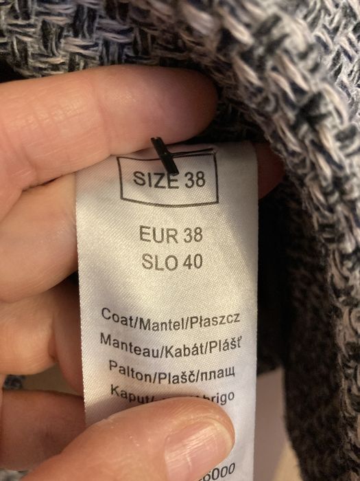 Płaszcz damski Orsay r. 38