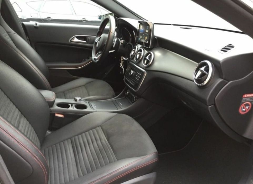 Mercedes CLA 220 AMG
