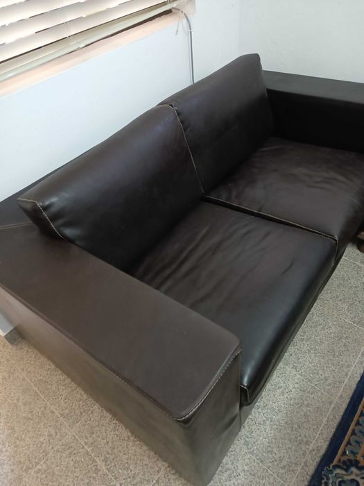 Sofá em pele, como novo
