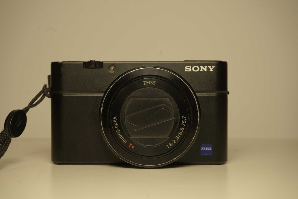 Sony RX100 M3 (З нюансами, читайте опис)Можливий хороший торг!