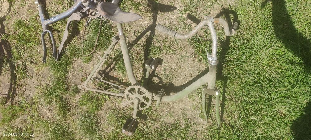 Rama roweru stara PRL, Ukraina, Vigry 3