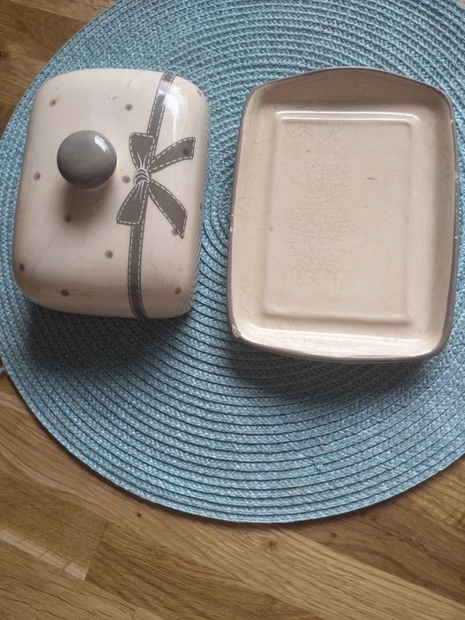 Ceramiczna maselniczka