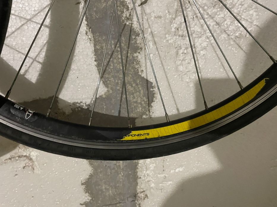 Колесо на шоссейный велосипед . 28 дюймов