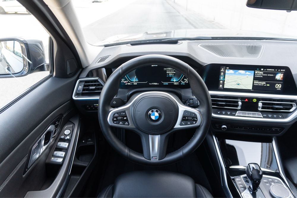 BMW 320 — fotografia 9
