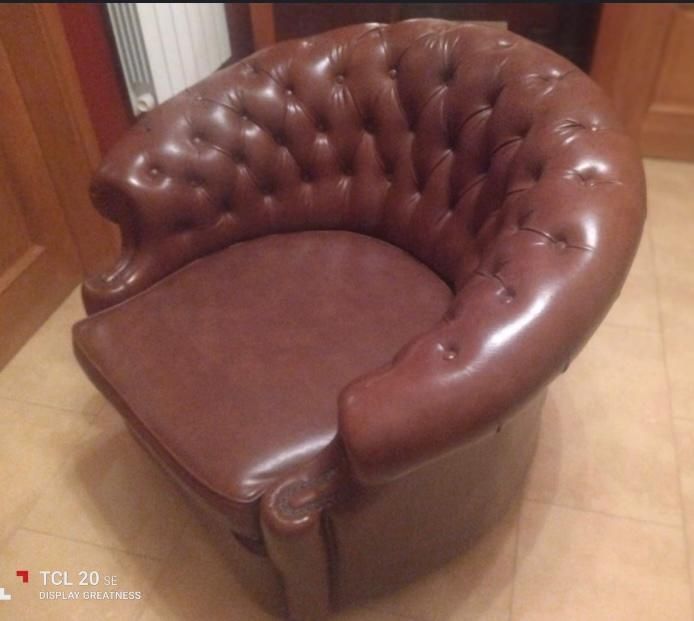 Poltrona toda em Picotiné