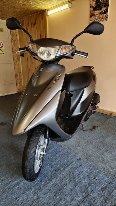 Скутер їде 70км щойно з Японії suzuki address v50G в максимальній комплектації без пробігу по Україні