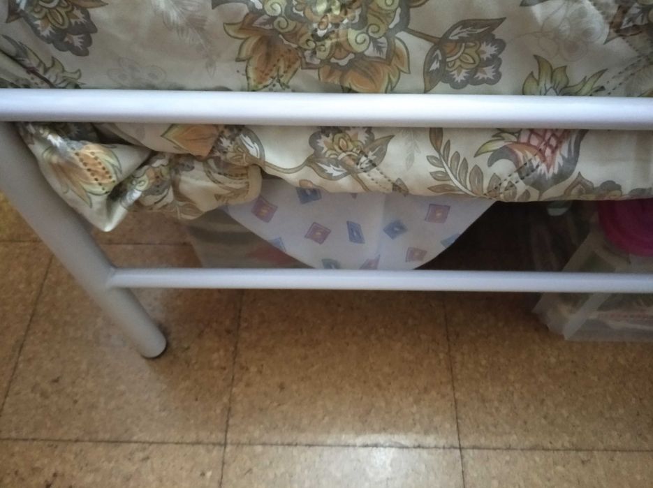 Cama de solteiro