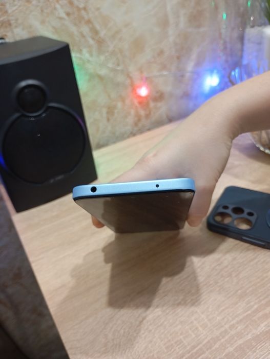 Смартфон Xiaomi redmi 12