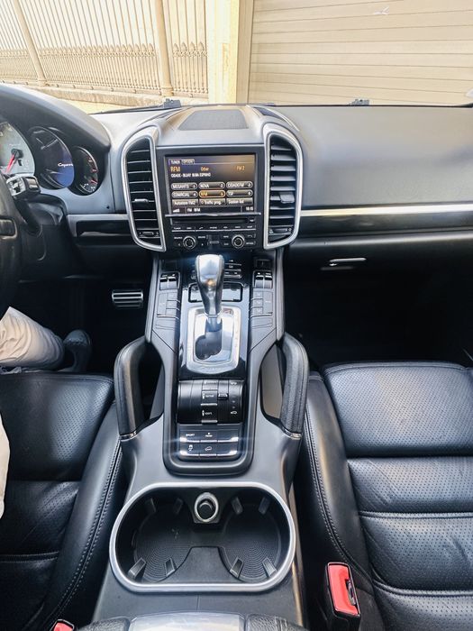 Porsche Cayenne S Hybrid
