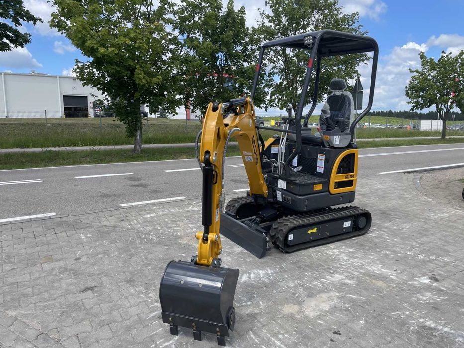 Günter Grossmann GT 1700 – minikoparka 1.7T, silnik Yanmar, joysticki, skrętne ramię, dwie prędkości jazdy