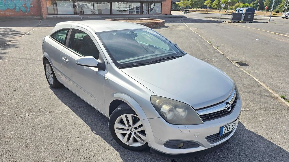 Opel Astra Hgtc de 2008