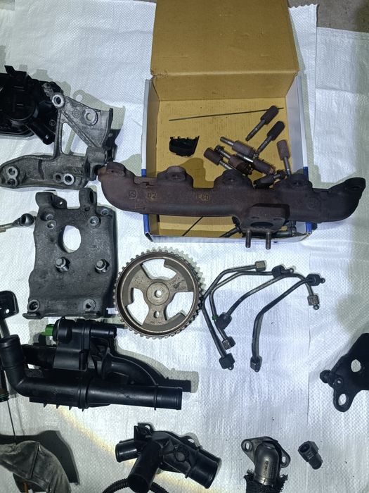 продам двигун Volvo v50 2011-2012 року,8клапаний  D2,d4162t