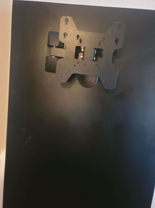 Móvel vertical para televisão