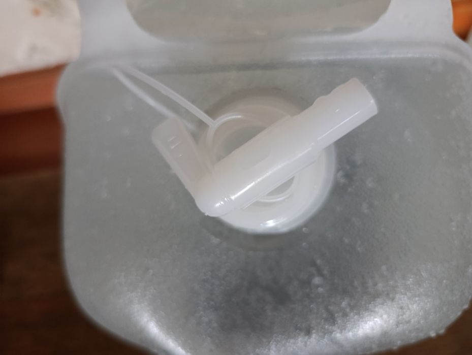 Продам канистры пластиковые